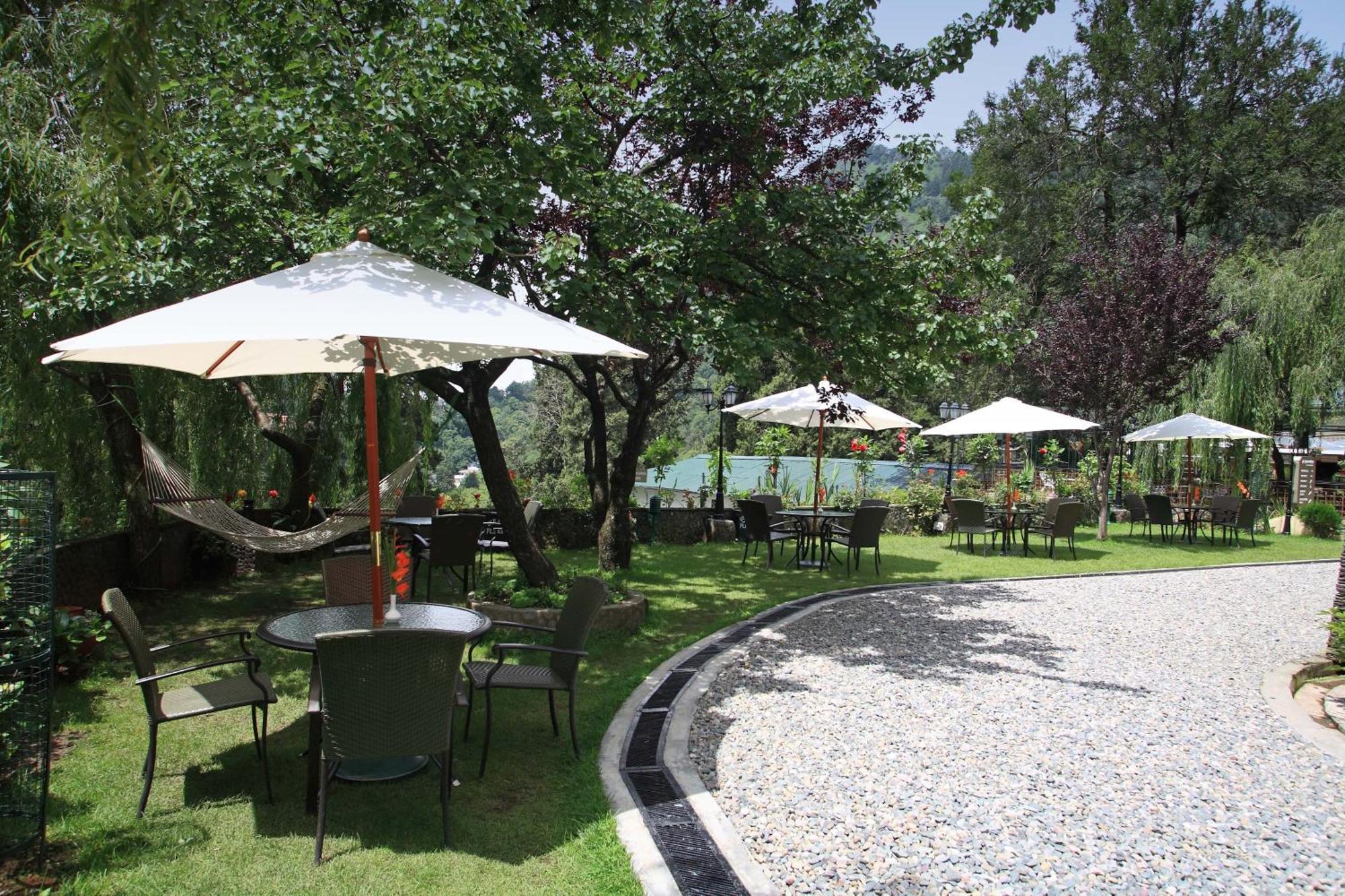 Shervani Hilltop Resort Nainital Exterior photo